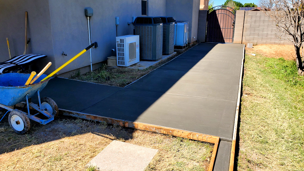 Newly installed concrete pathway in the East Valley of Arizona by Cornerstone Concrete